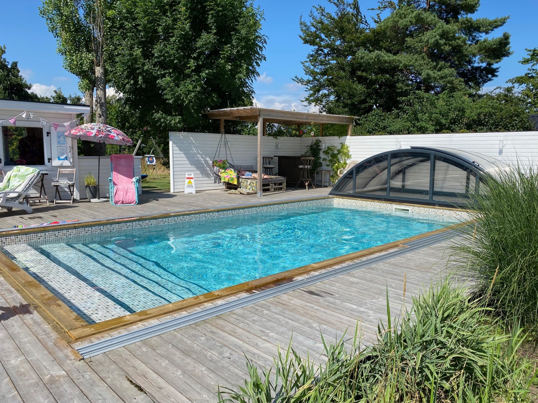 Pool i Stockholm inför vårstart och vinterstängning